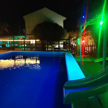 Casa Rural La Milla Verde Malaga Bagian luar foto